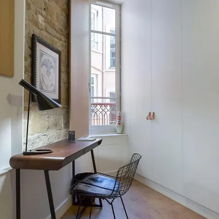 Lägenhet Confort - Furnished - Downtown